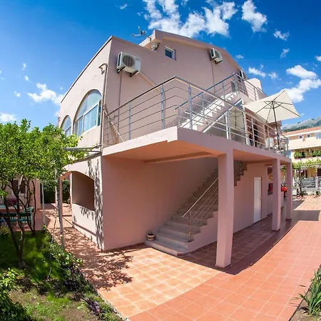 Penzion Jasna Budva